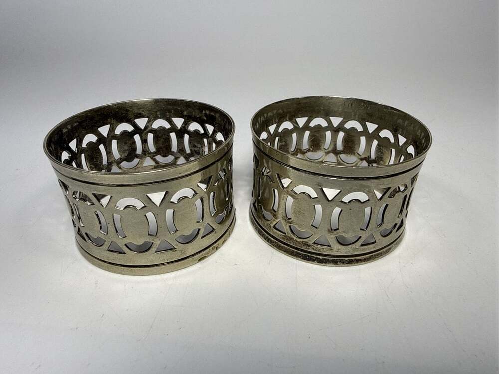 Vintage Pair Of Silver Plate Reticulated Napkin Rings L2